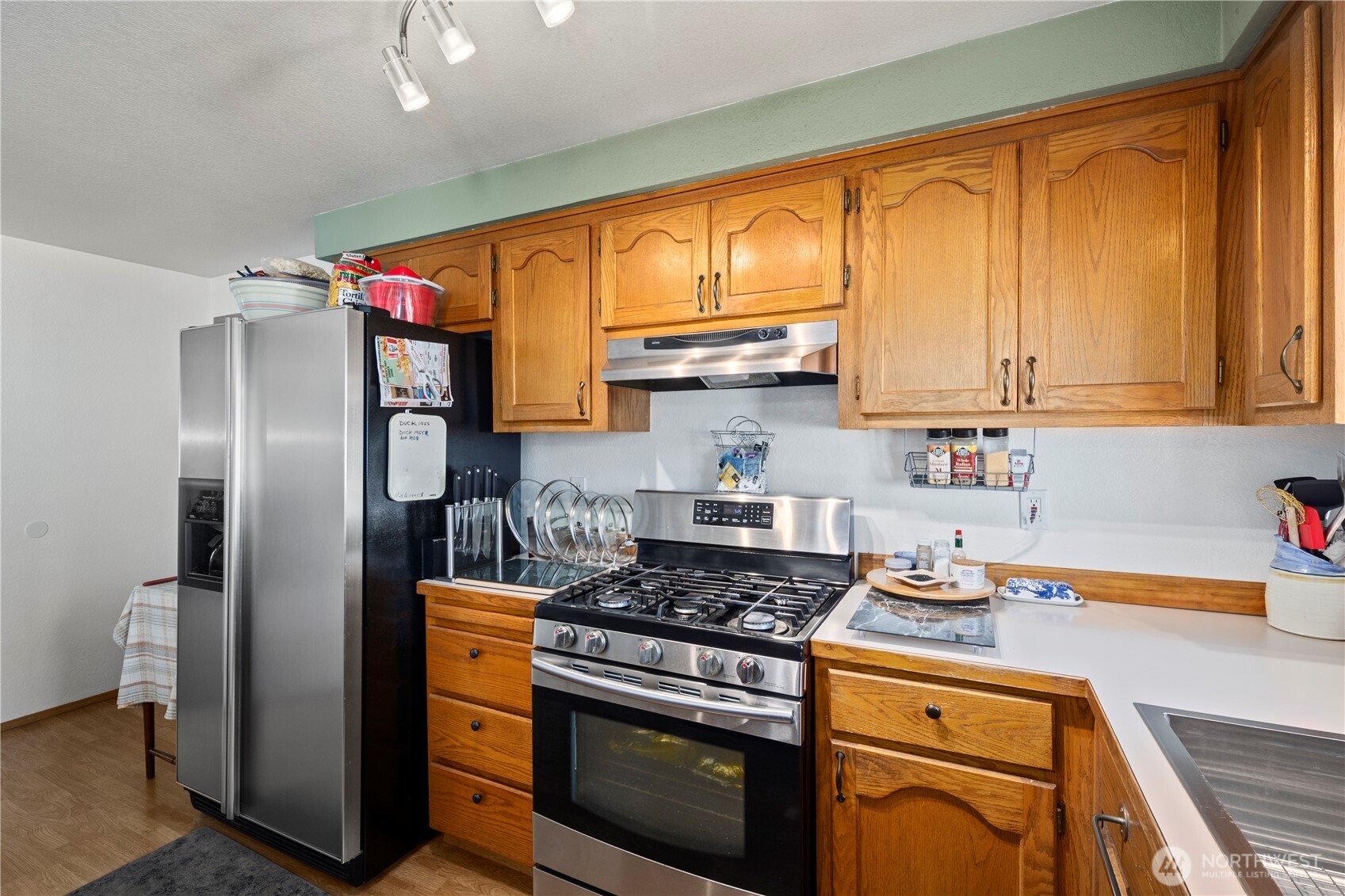 24 75th Street SW