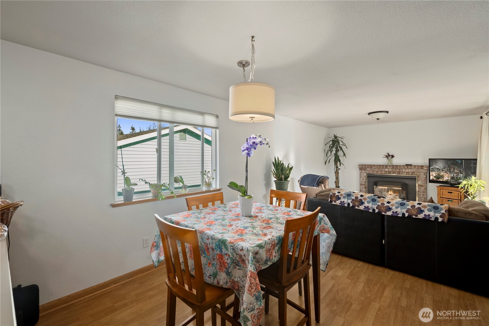 24 75th Street SW