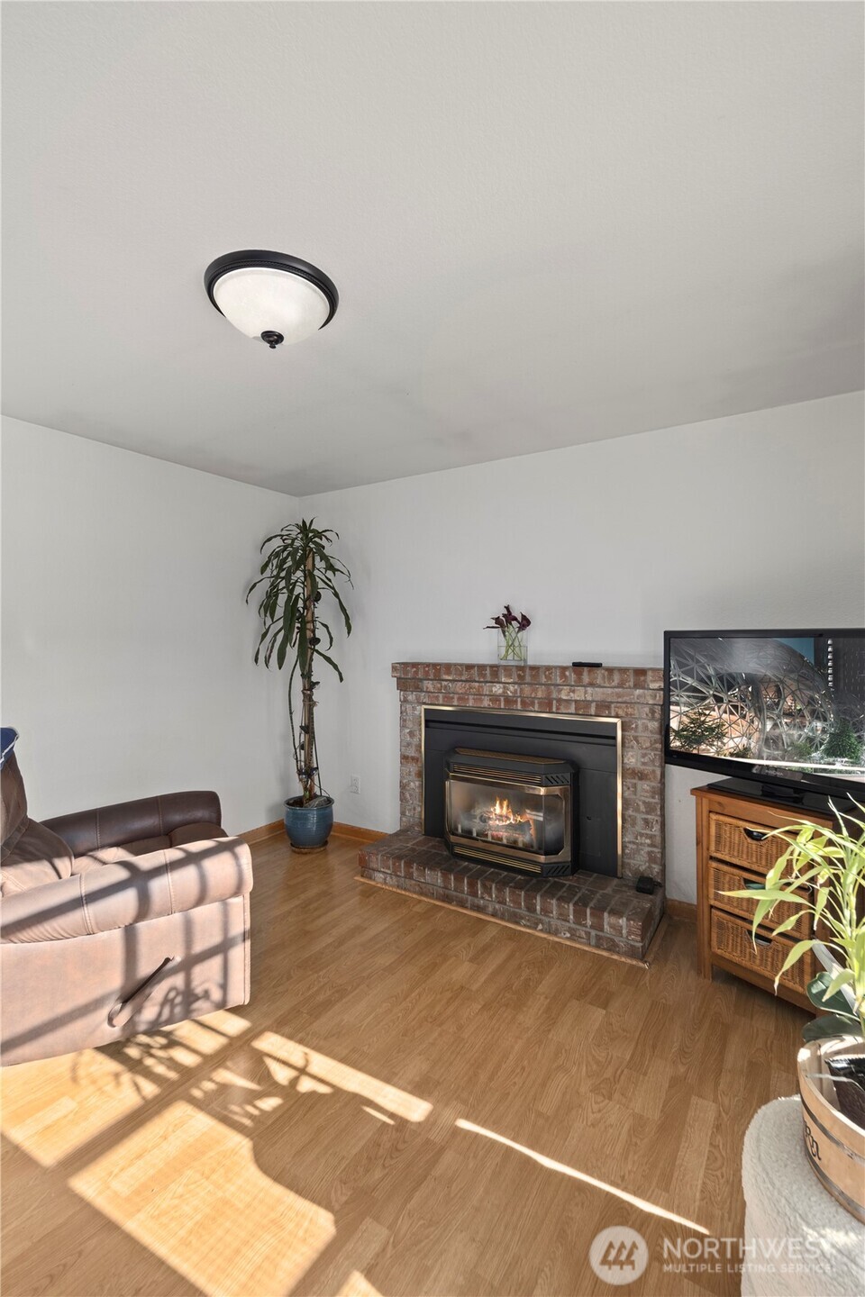 24 75th Street SW
