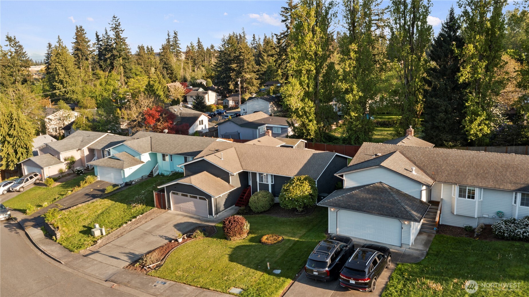 24 75th Street SW