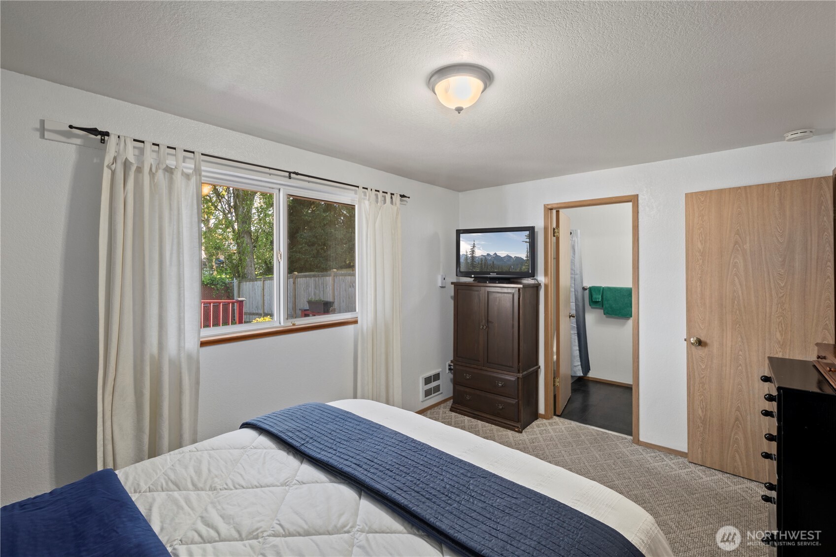 24 75th Street SW