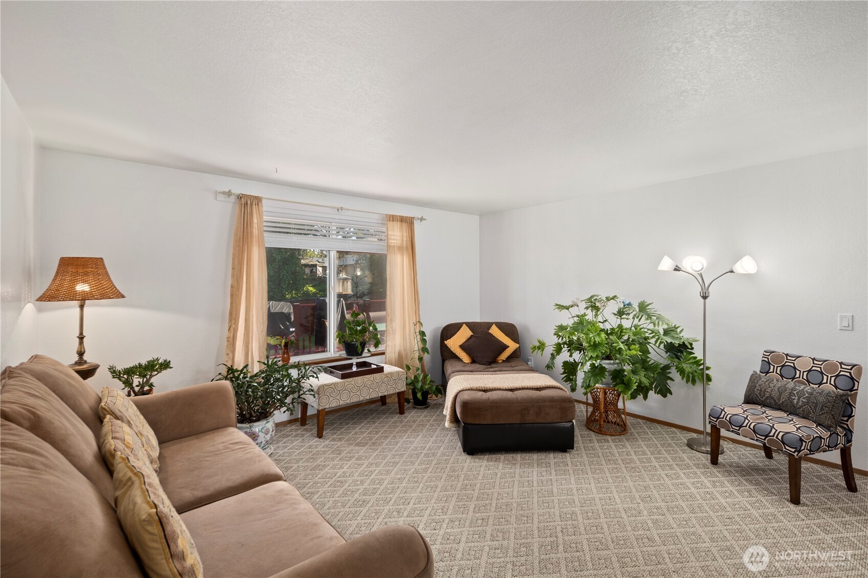 24 75th Street SW