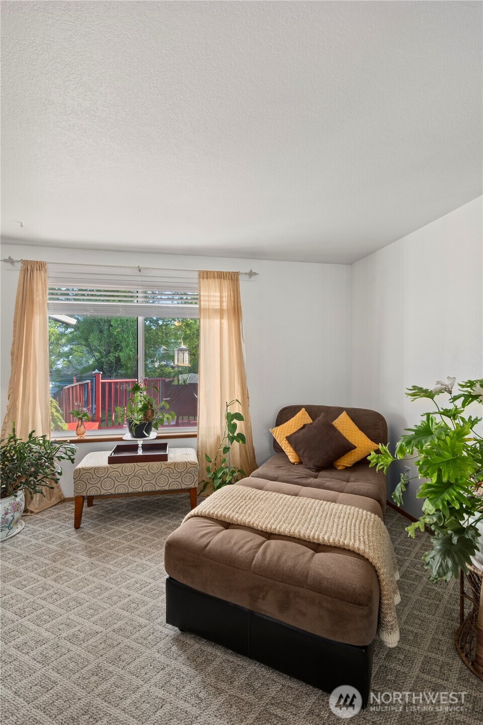 24 75th Street SW