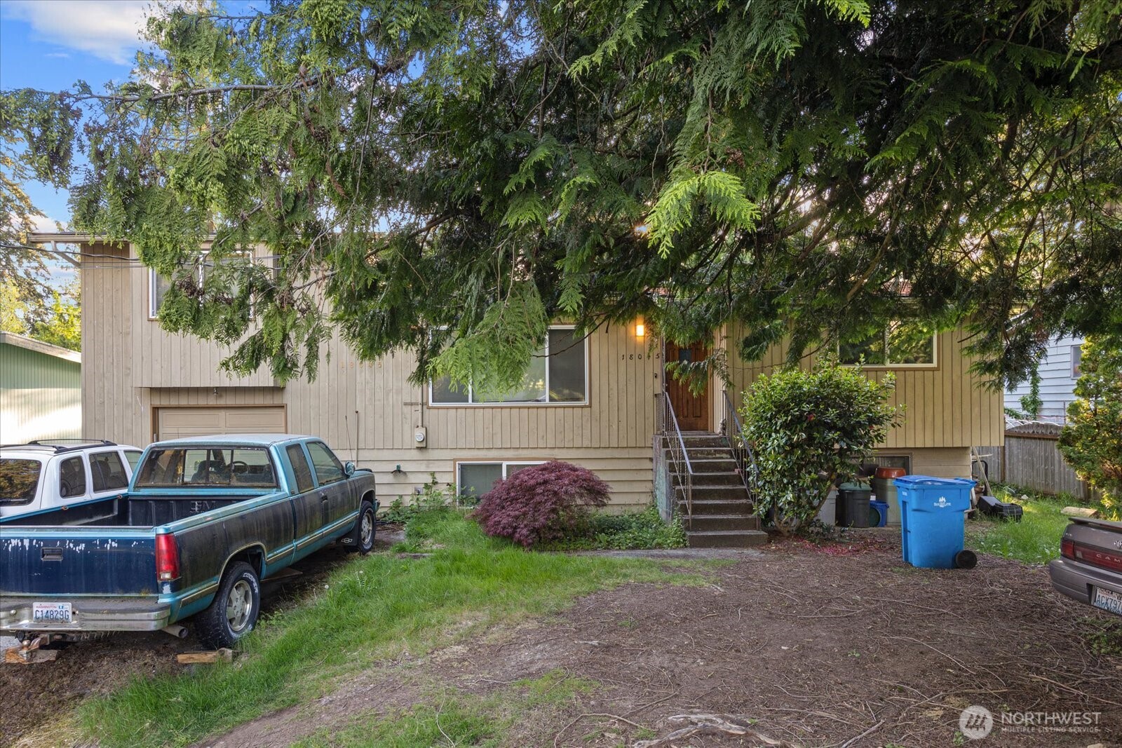 18045 3rd Avenue NE
