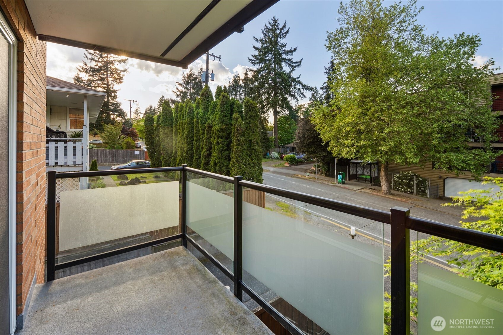845 NE 125th Street Unit: 301