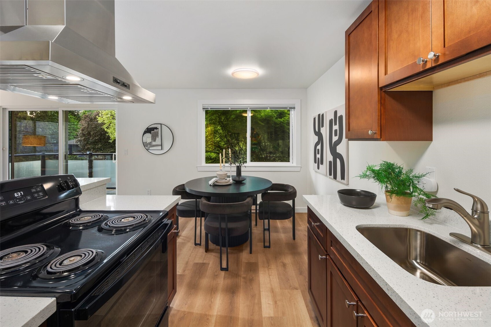 845 NE 125th Street Unit: 301