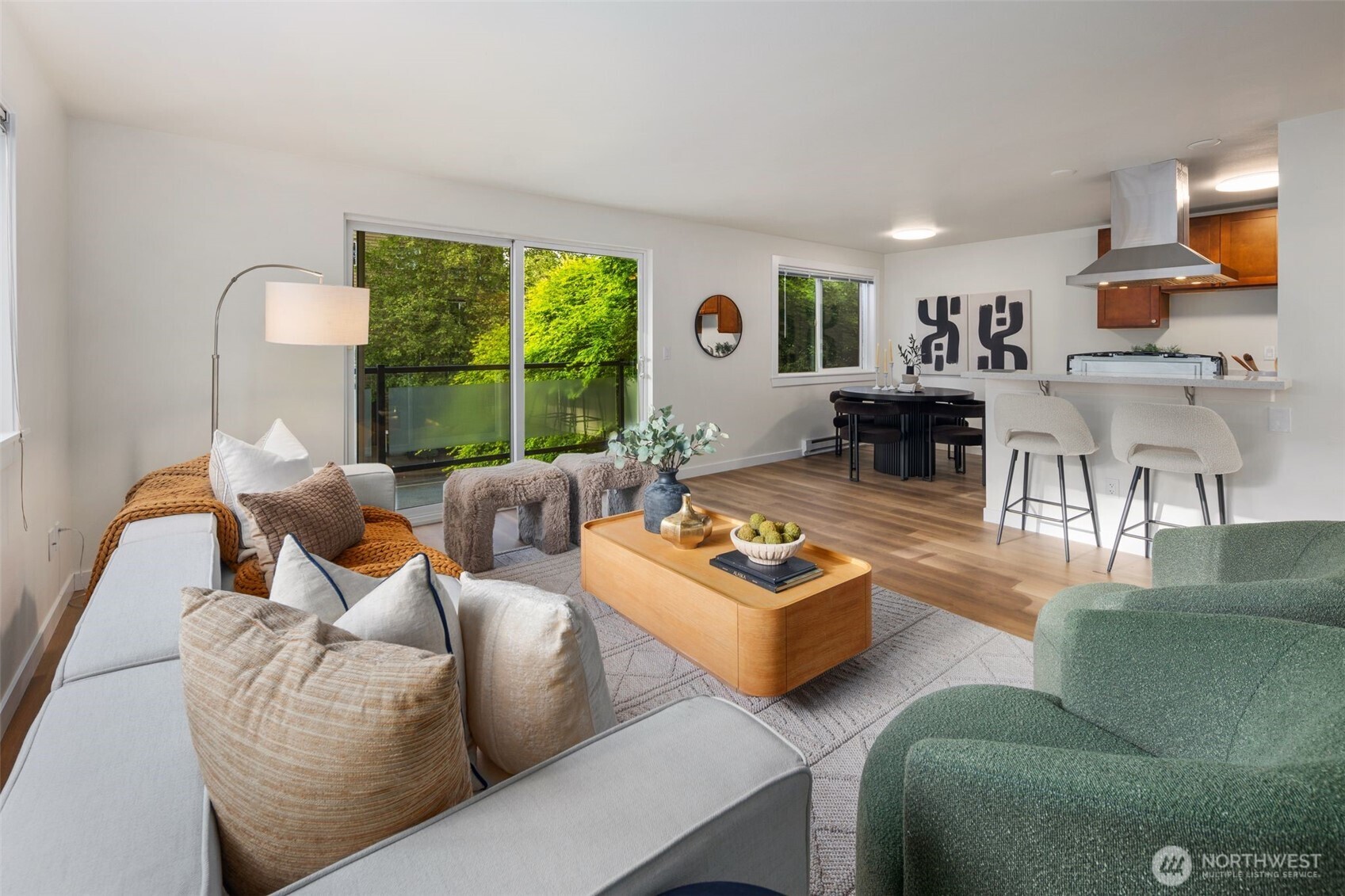 845 NE 125th Street Unit: 301