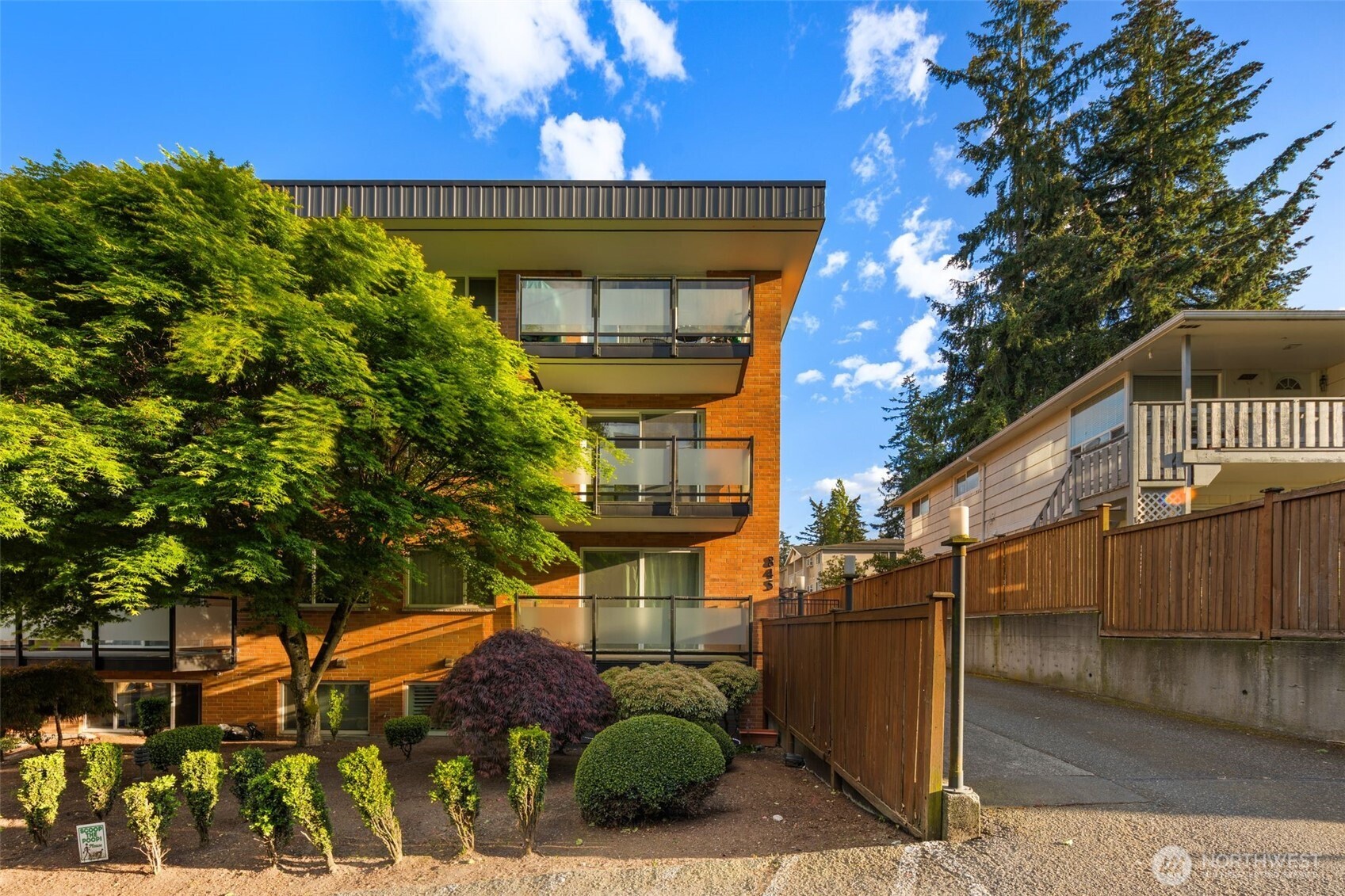 845 NE 125th Street Unit: 301