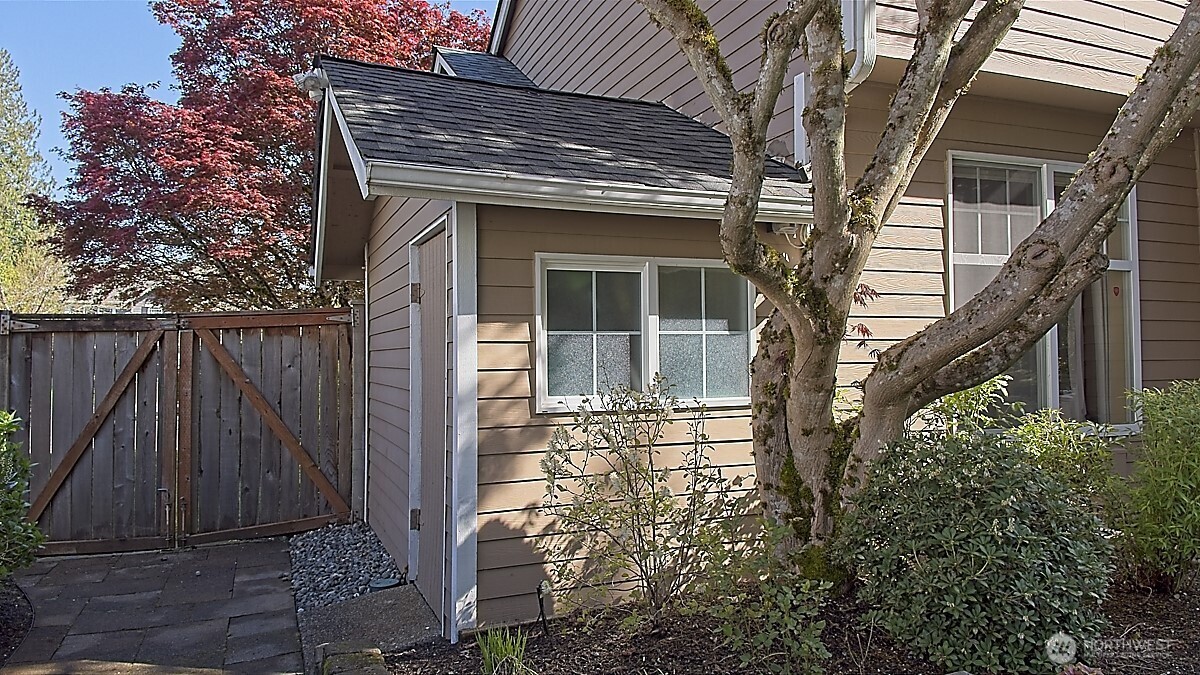 365 SE 13th Place