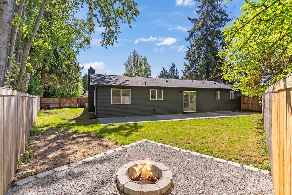 9516 57th Drive NE