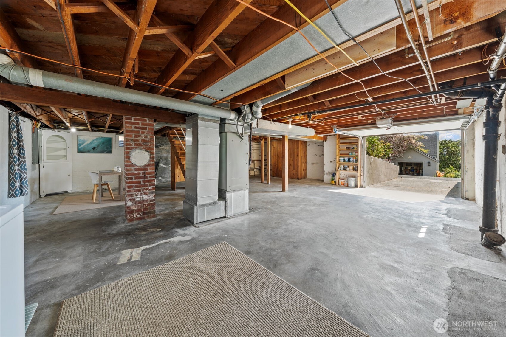 911 Ford Avenue