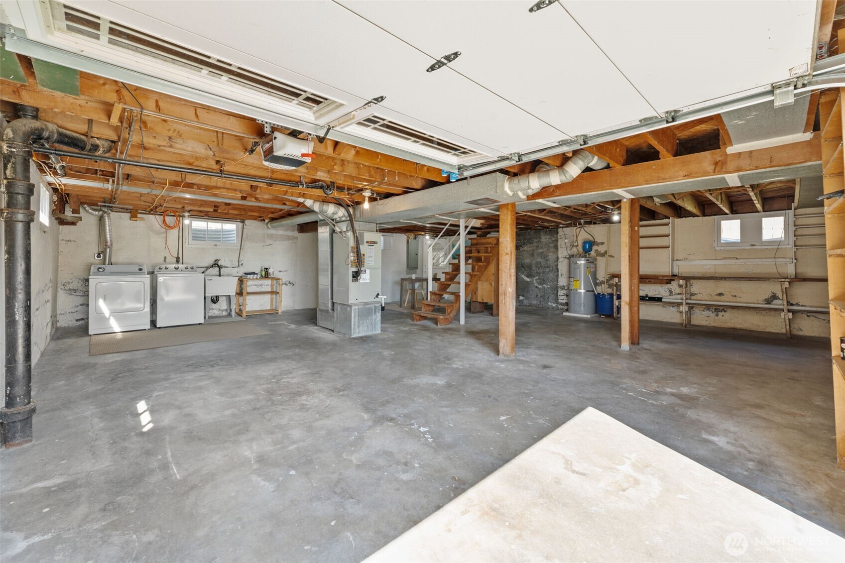 911 Ford Avenue