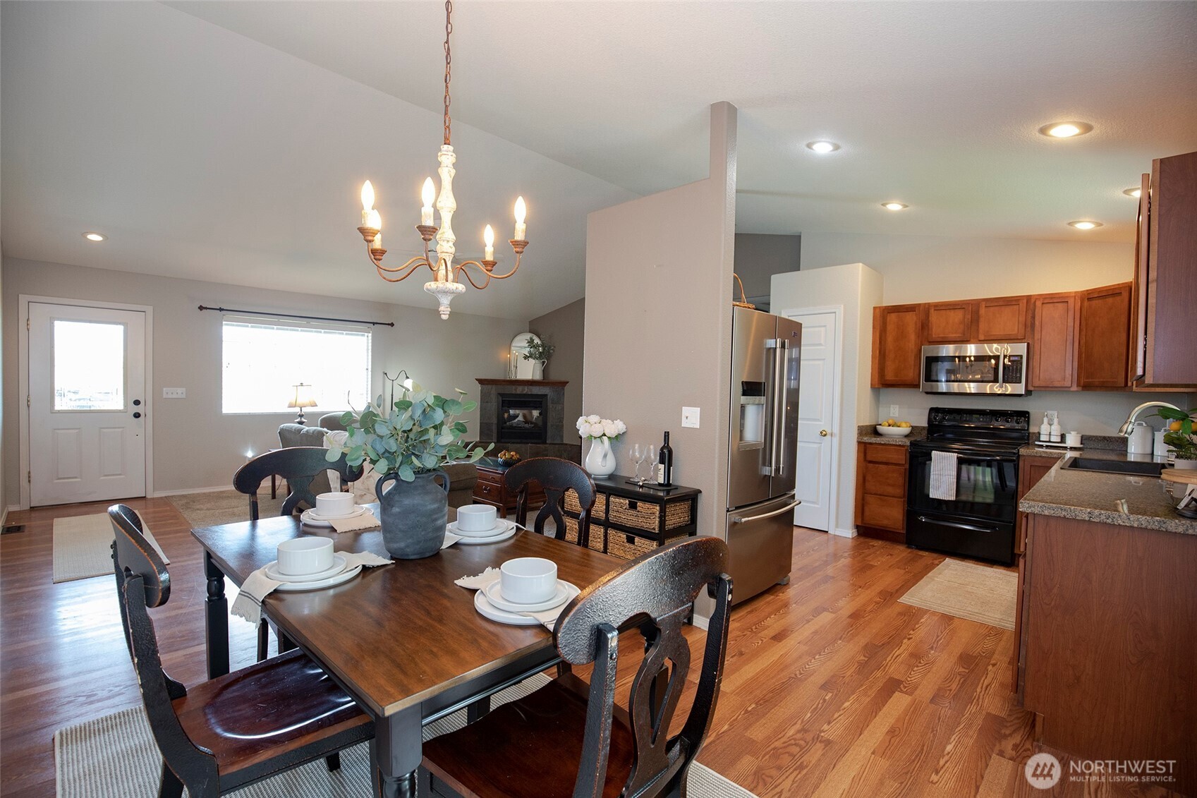 1547 Virginia Way