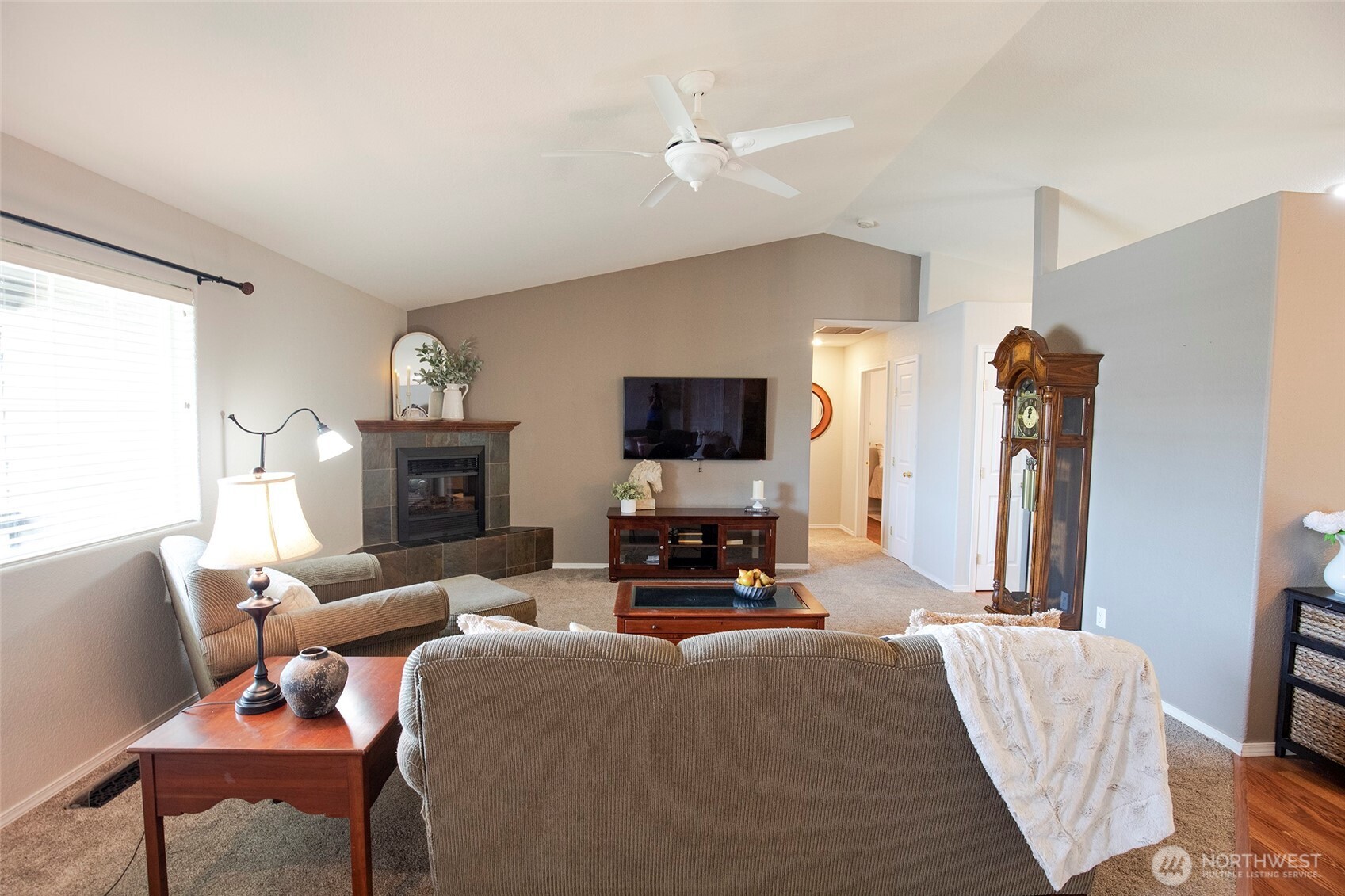 1547 Virginia Way