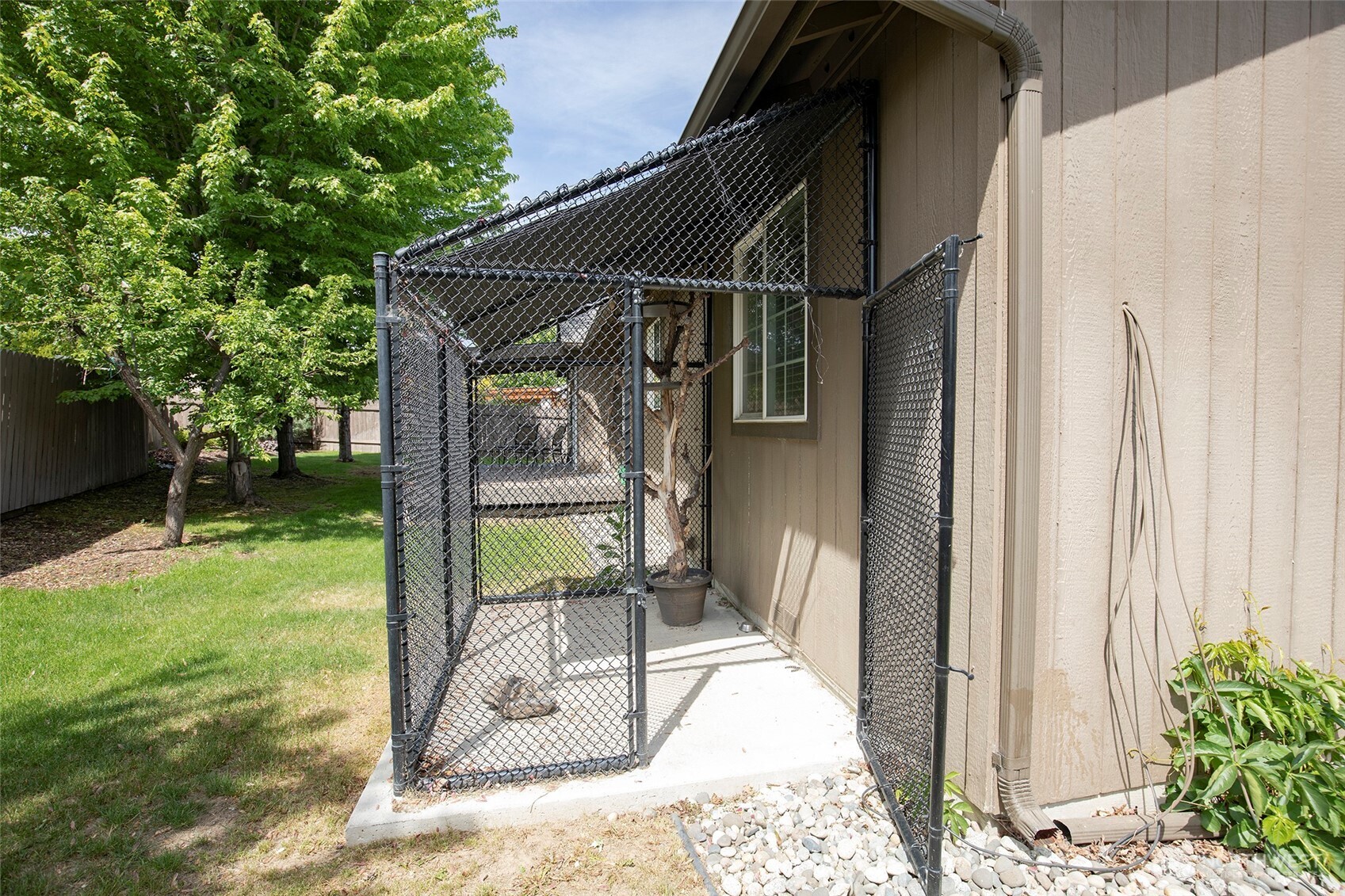1547 Virginia Way