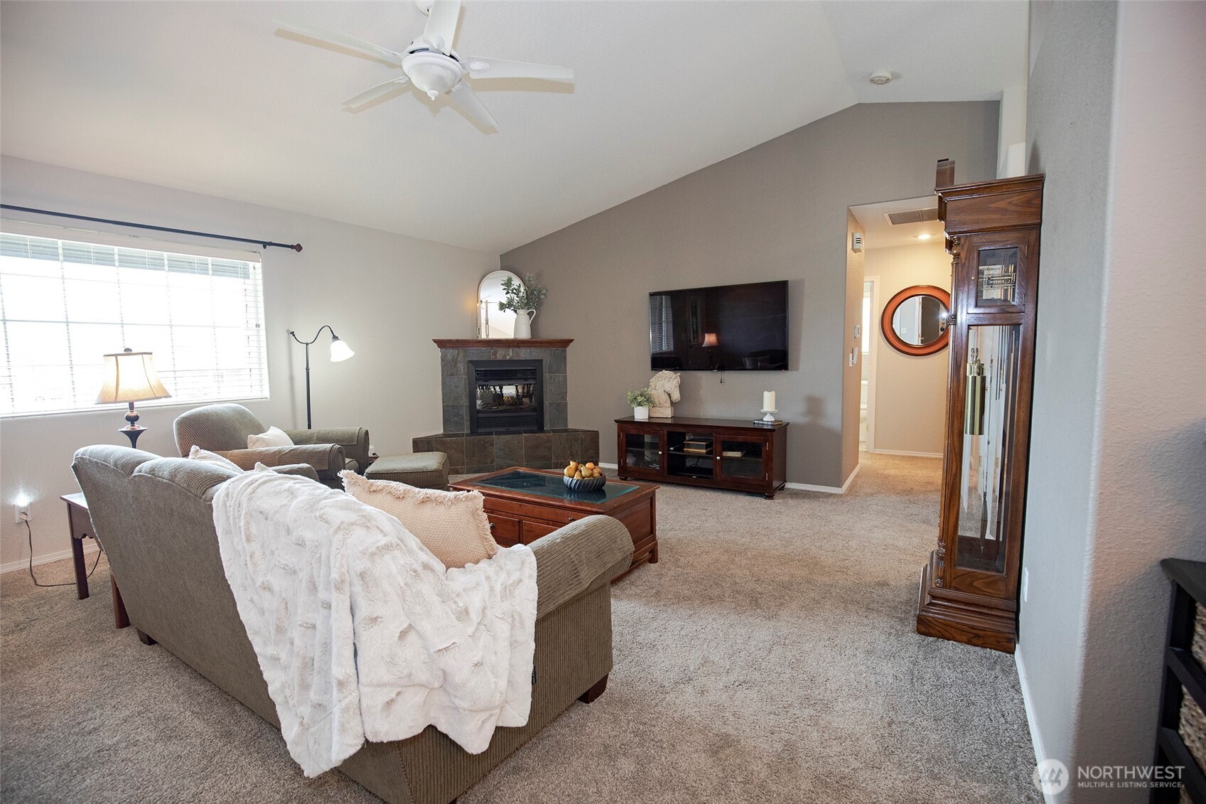 1547 Virginia Way