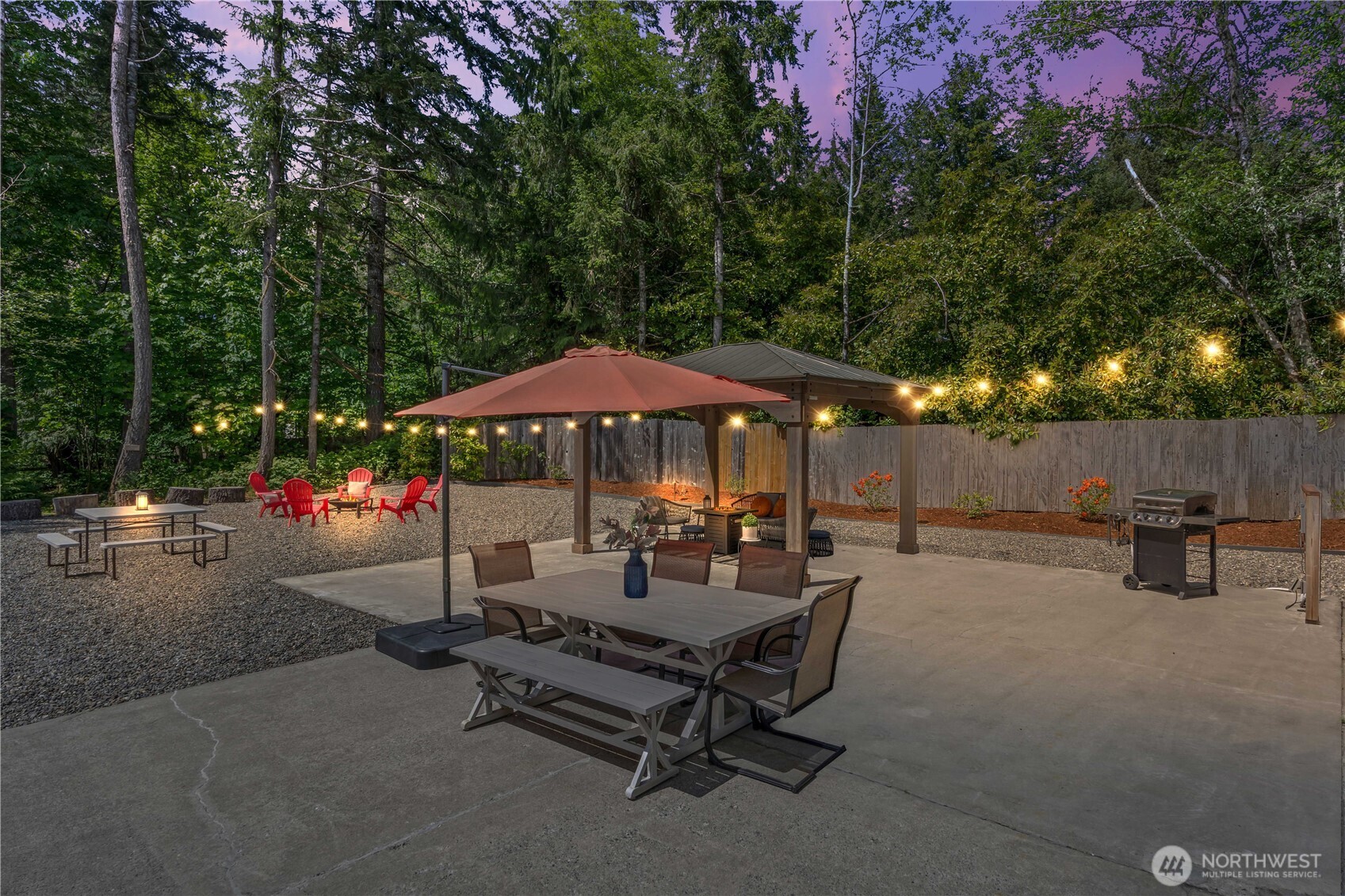 270 SE Noble Glen Drive