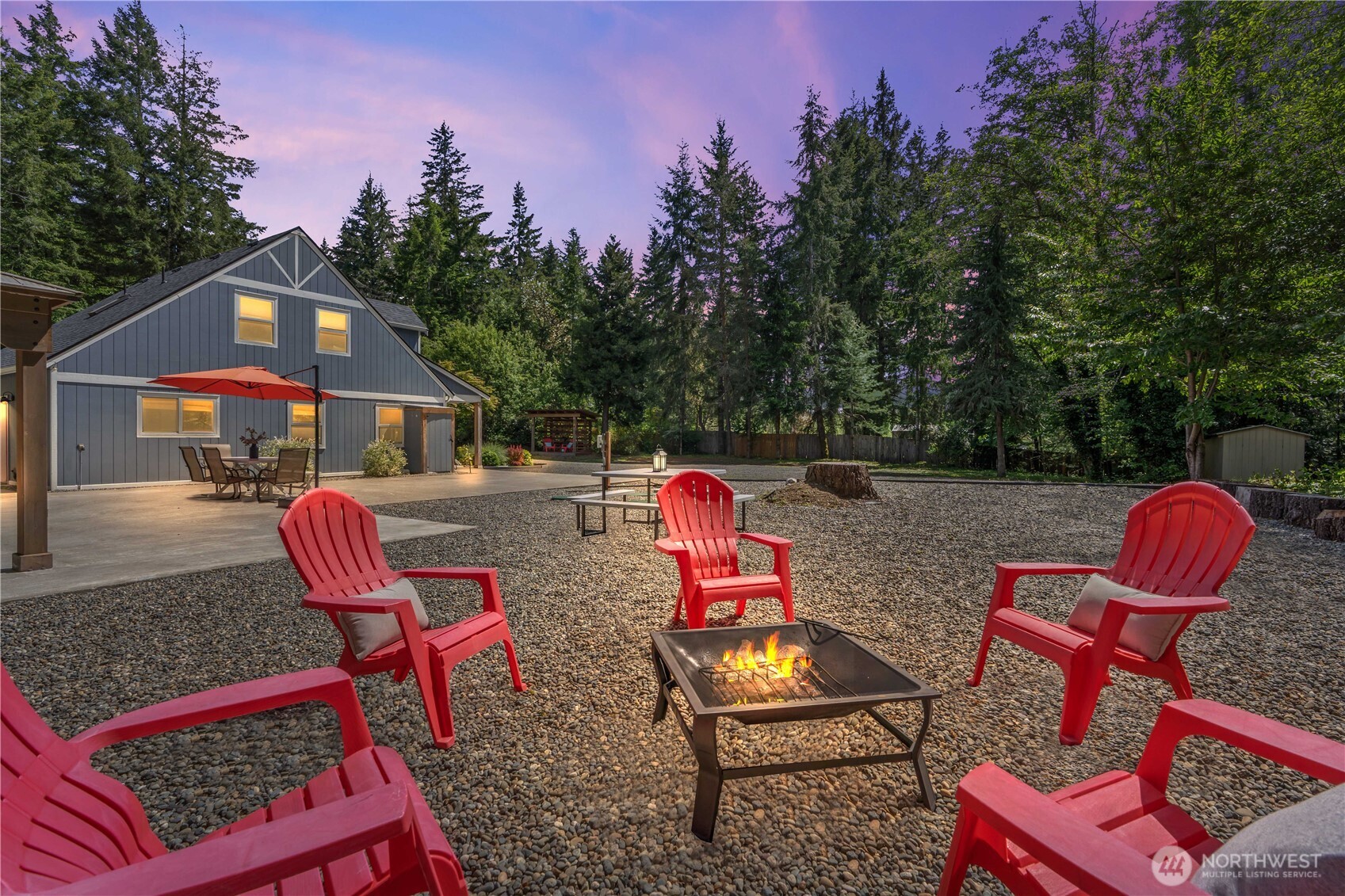 270 SE Noble Glen Drive
