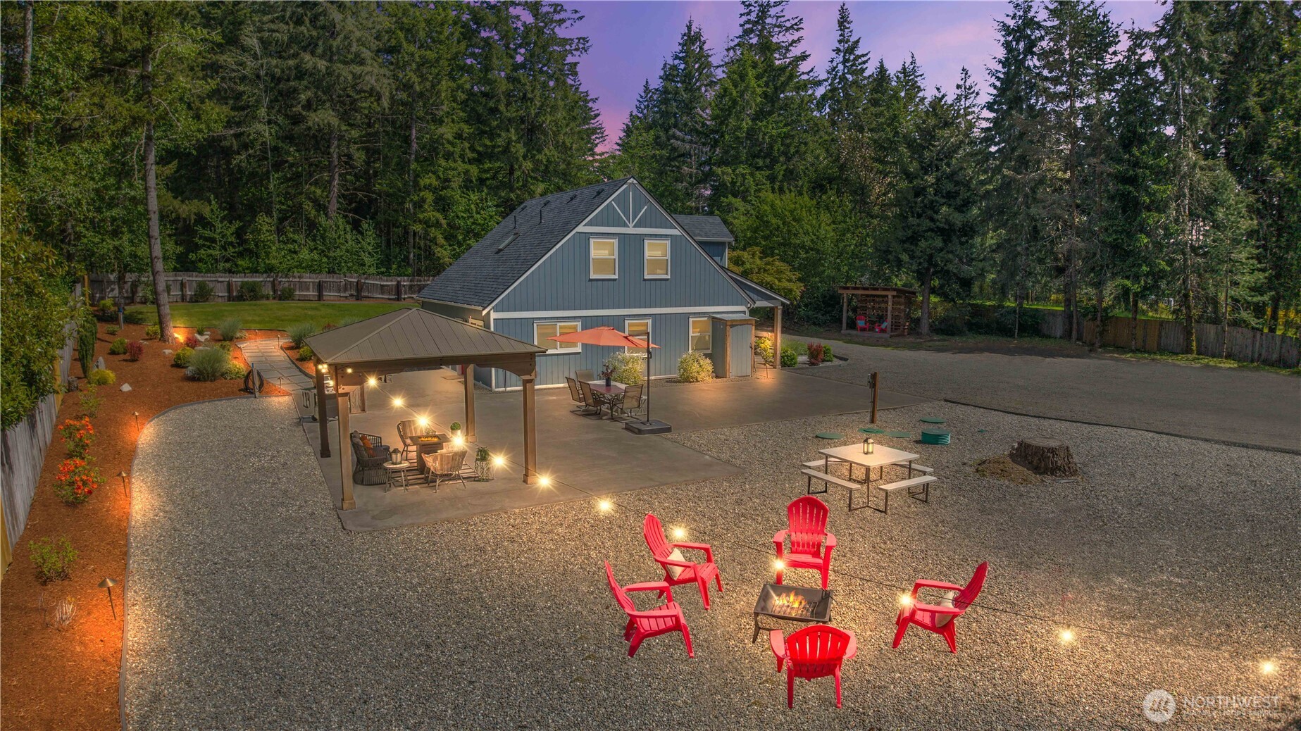 270 SE Noble Glen Drive