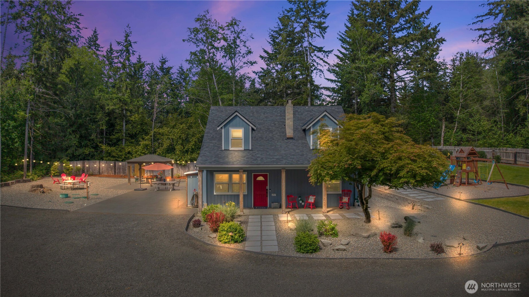 270 SE Noble Glen Drive