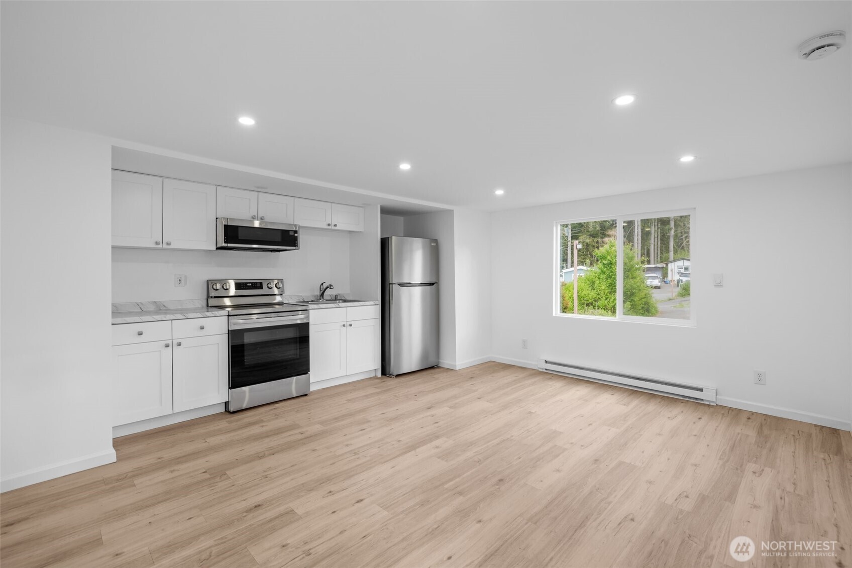 9111 66th Avenue NW Unit: 129