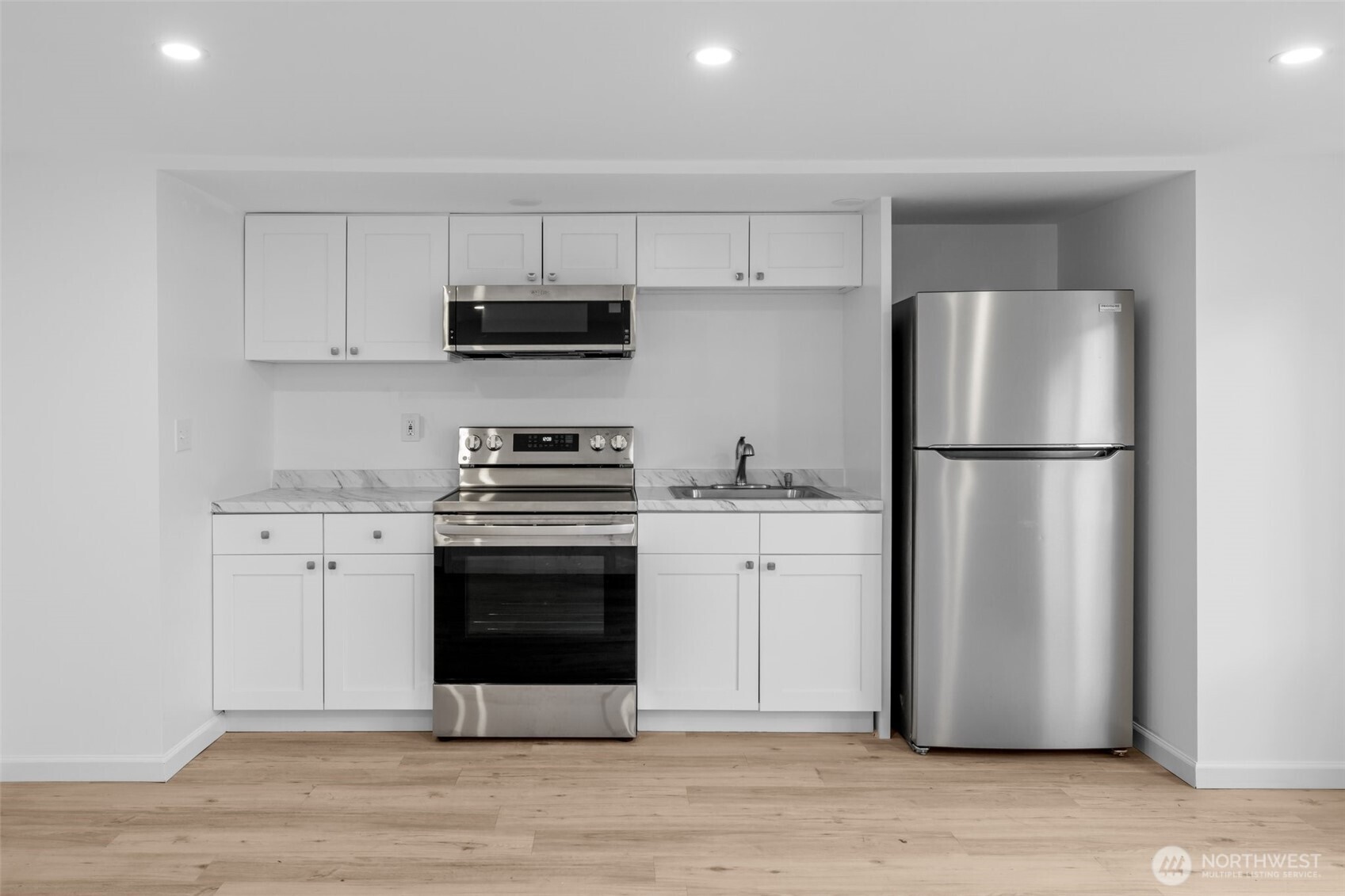 9111 66th Avenue NW Unit: 129