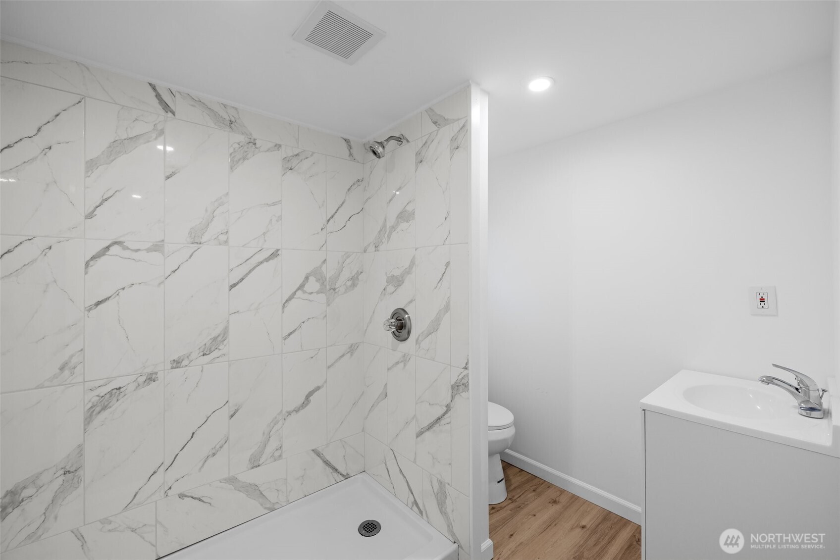 9111 66th Avenue NW Unit: 129