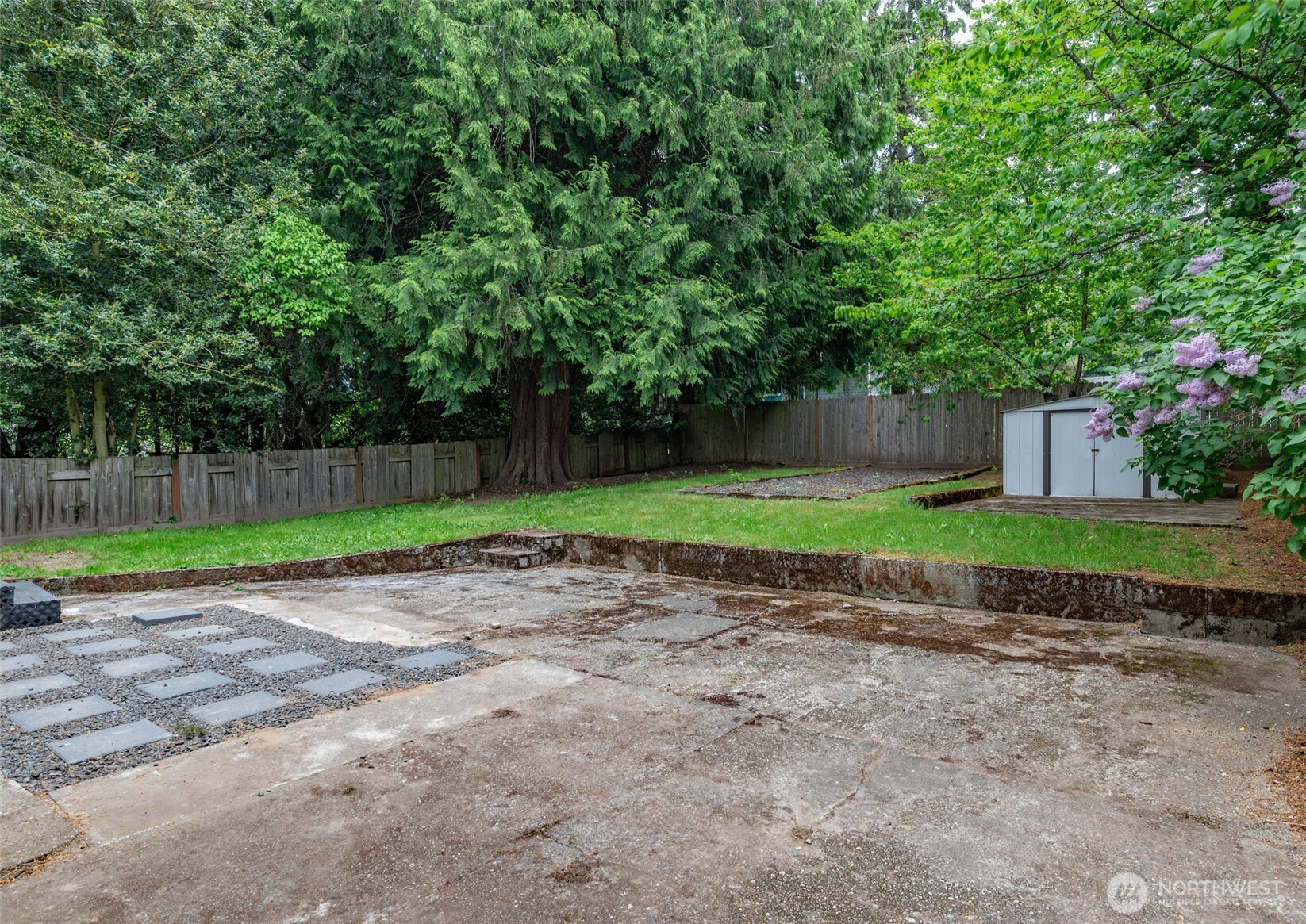 912 Pearl Street