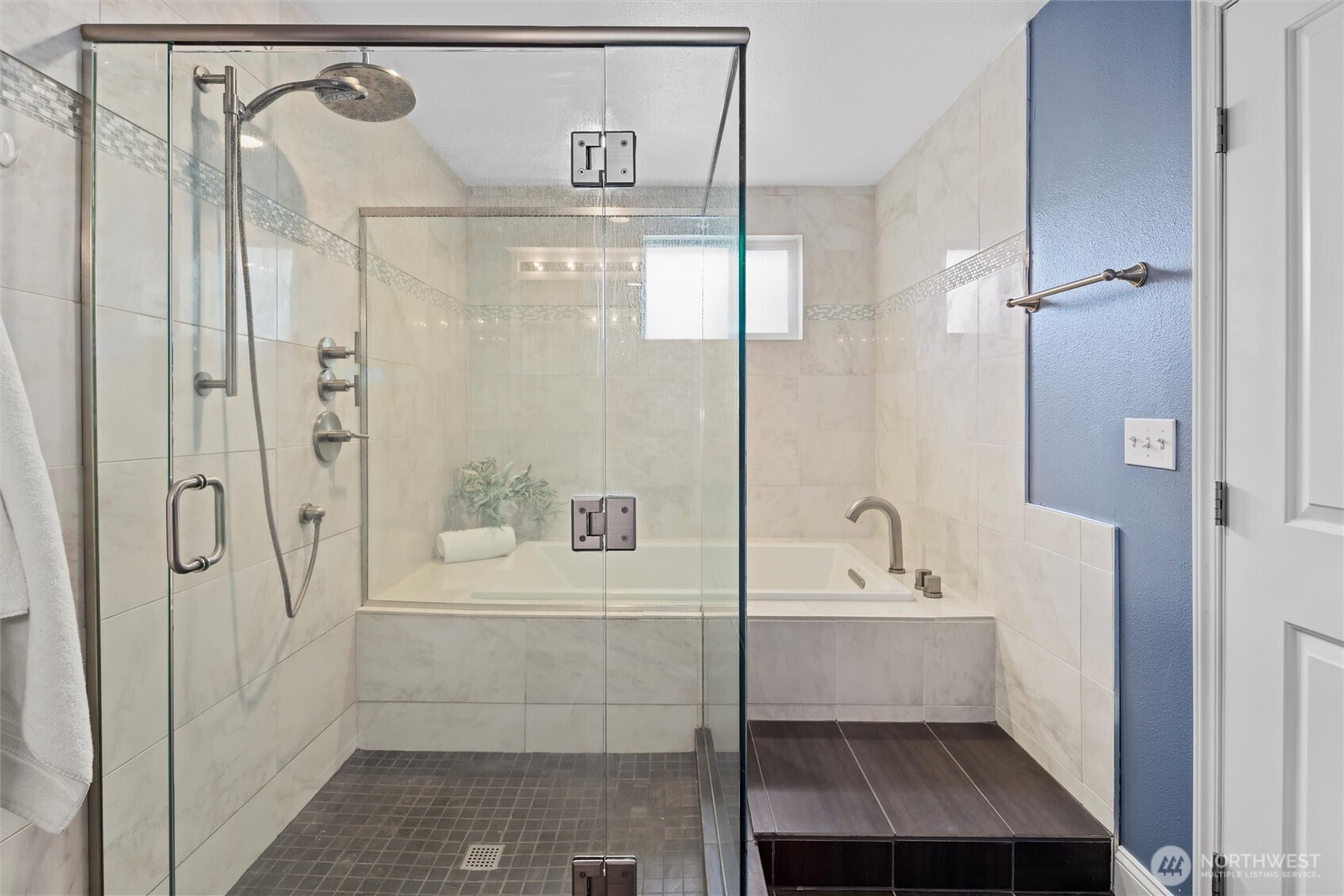 16625 16th Avenue SW