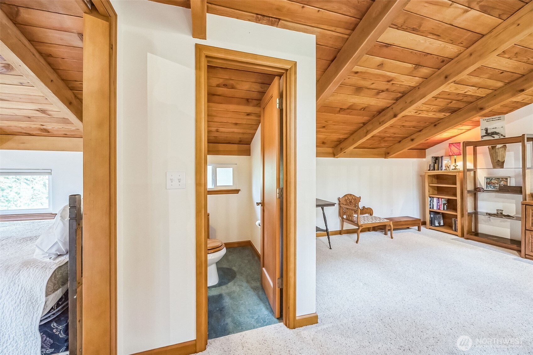 231 E Dunoon Place