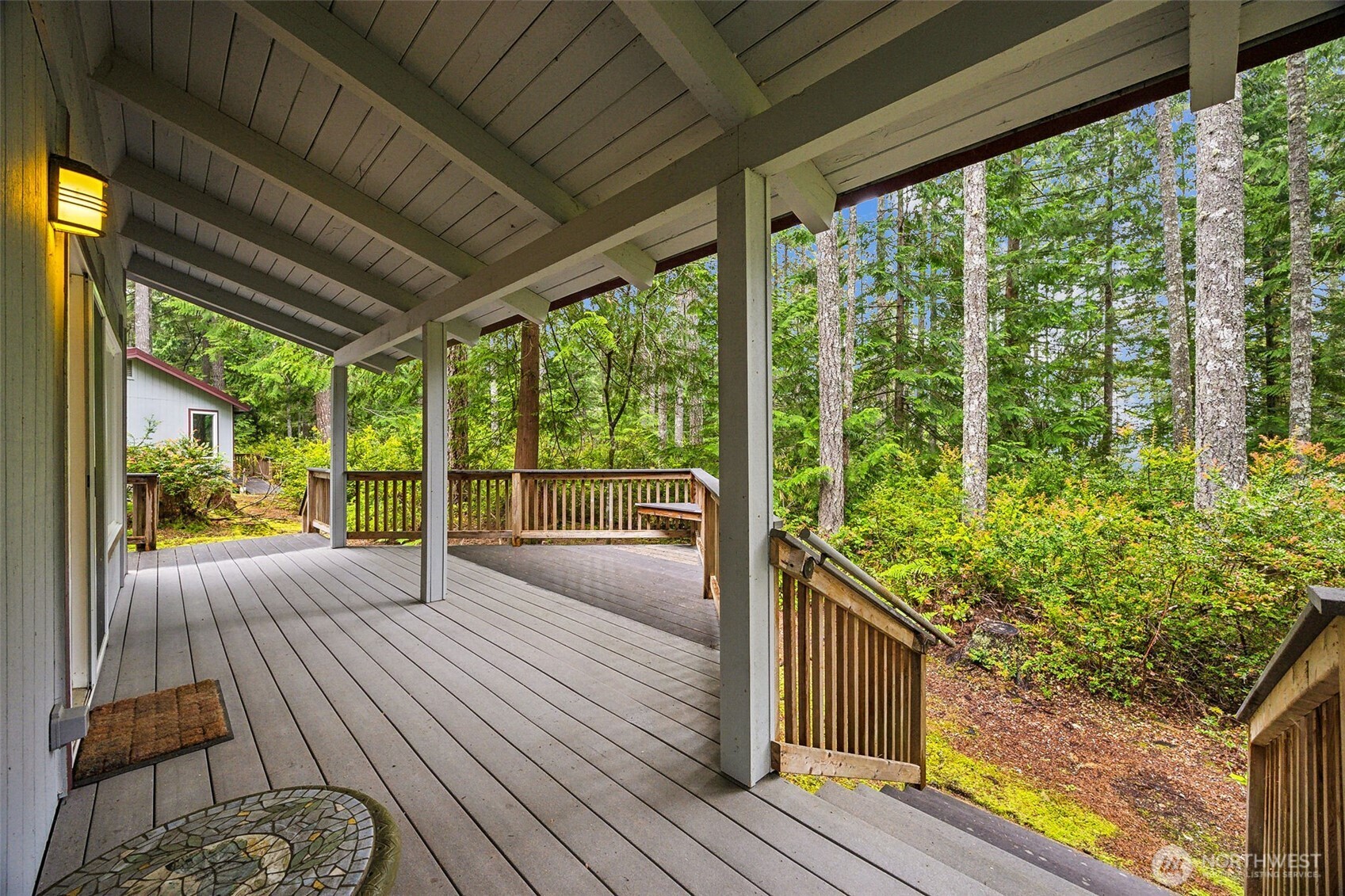 231 E Dunoon Place