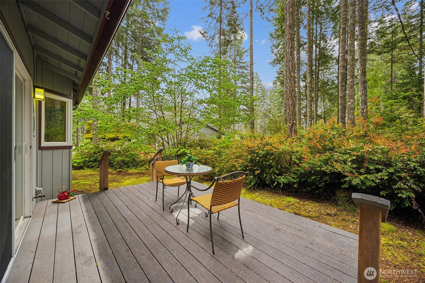 231 E Dunoon Place