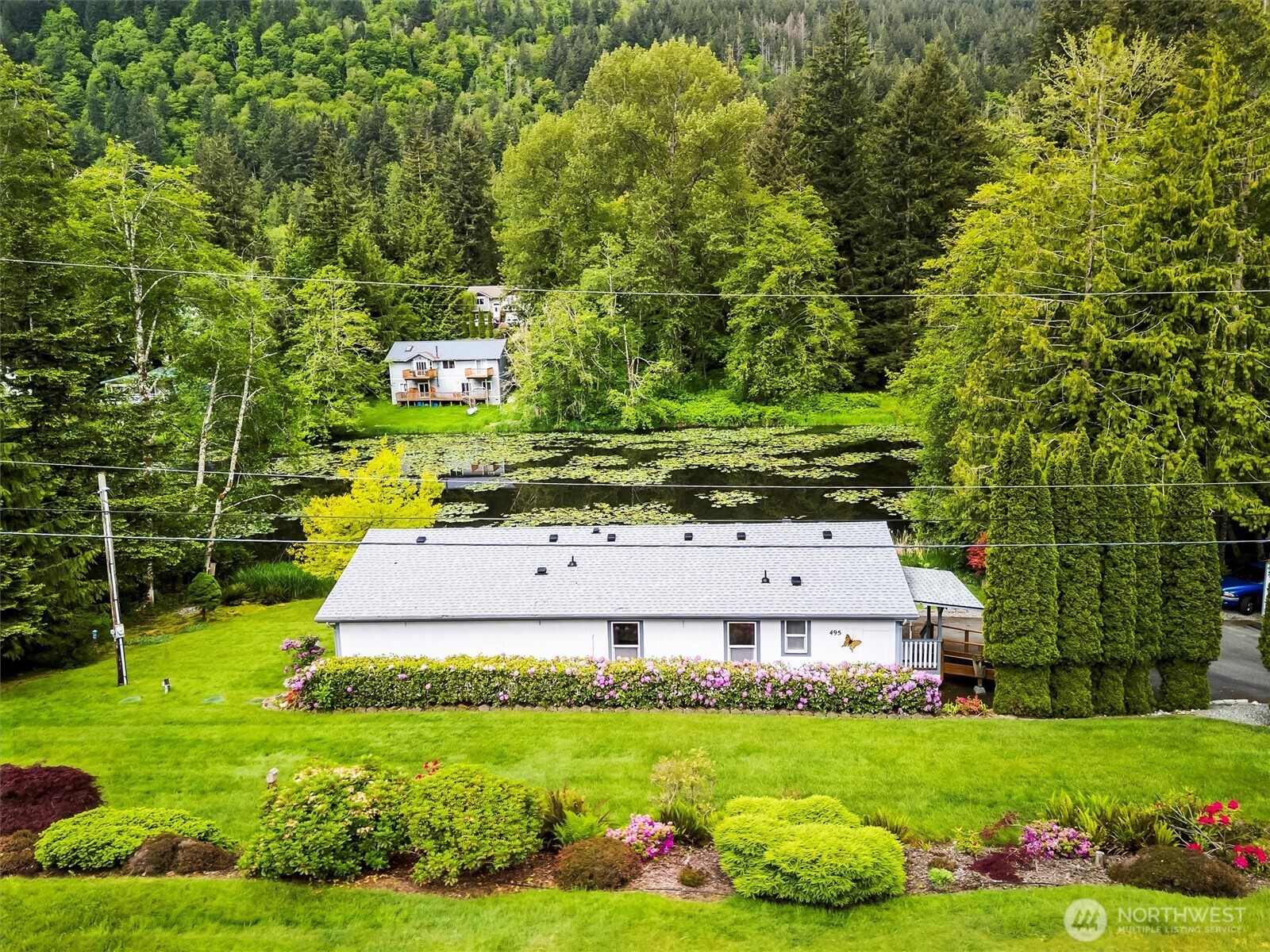 495 Lakeside Drive