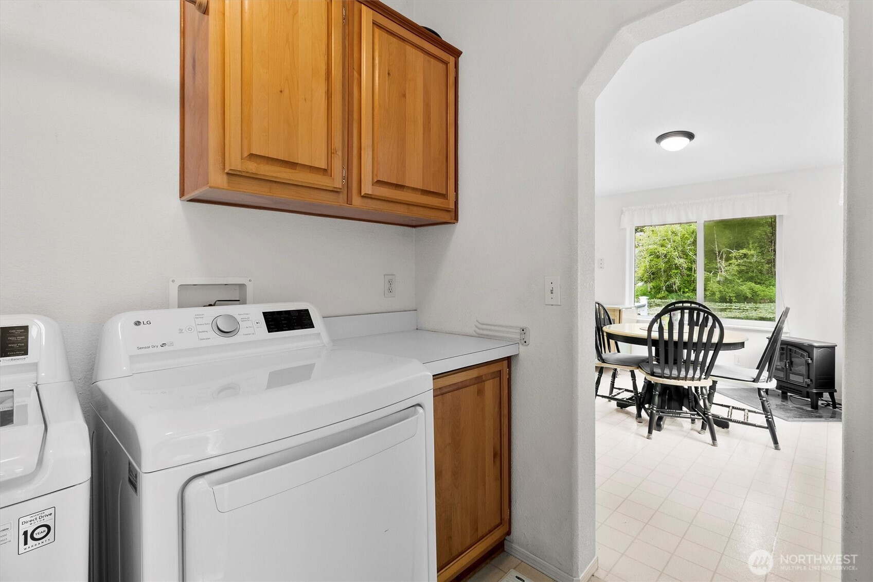 495 Lakeside Drive