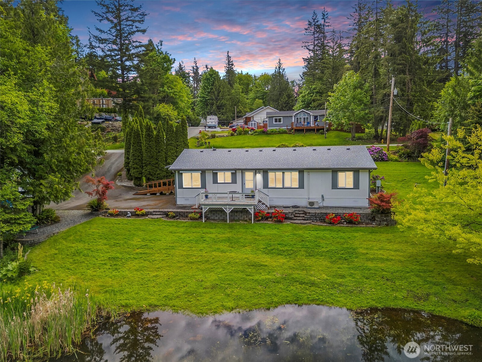 495 Lakeside Drive