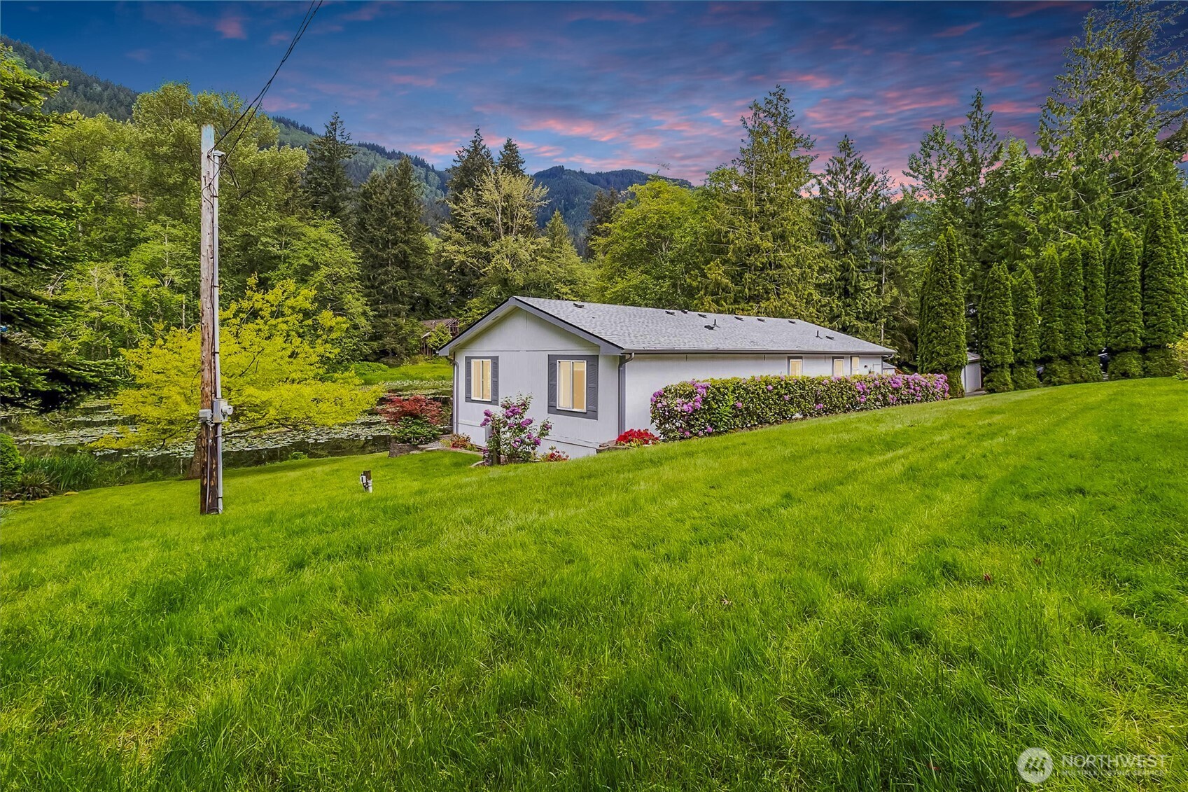 495 Lakeside Drive