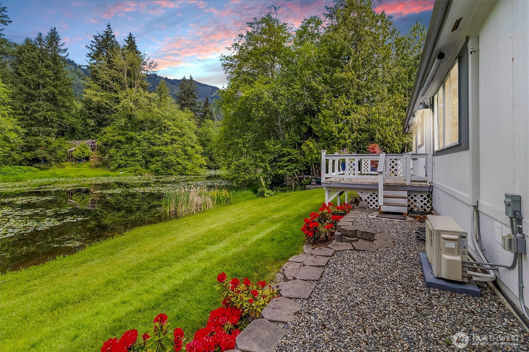 495 Lakeside Drive