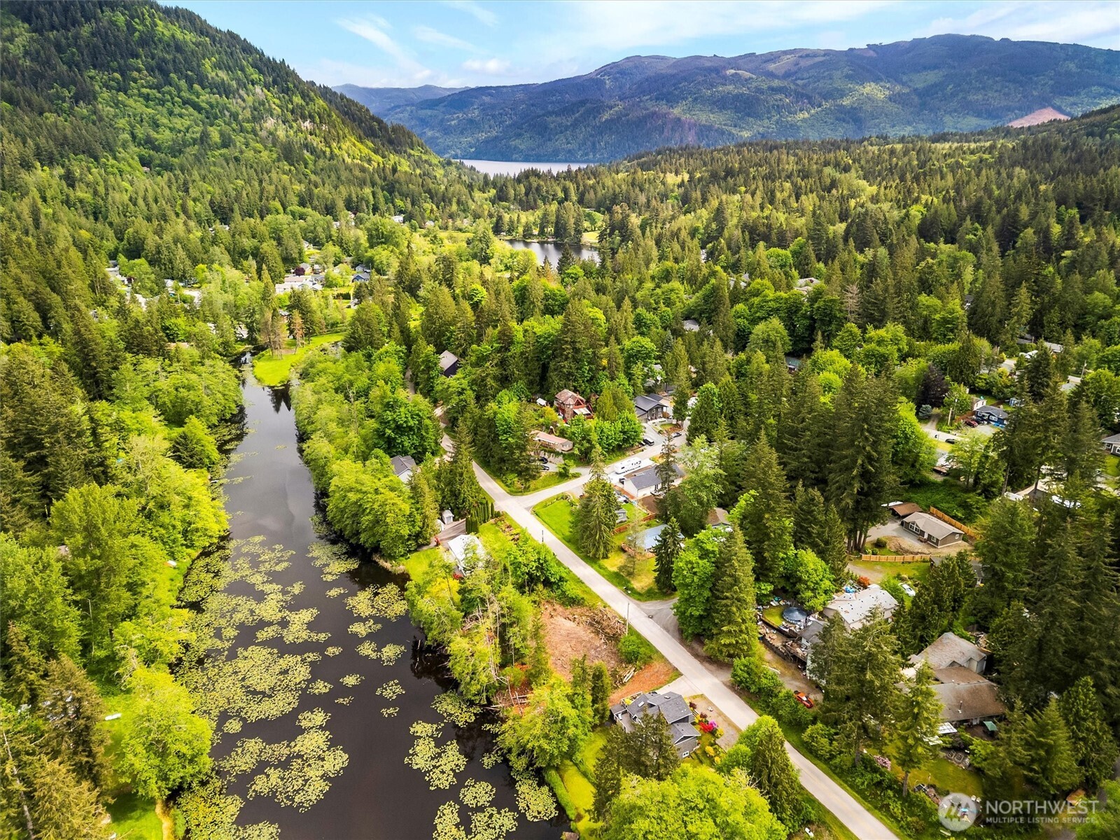 495 Lakeside Drive