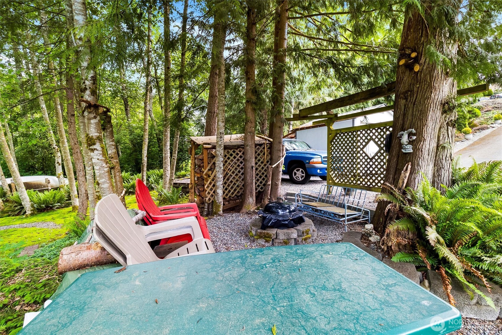 495 Lakeside Drive