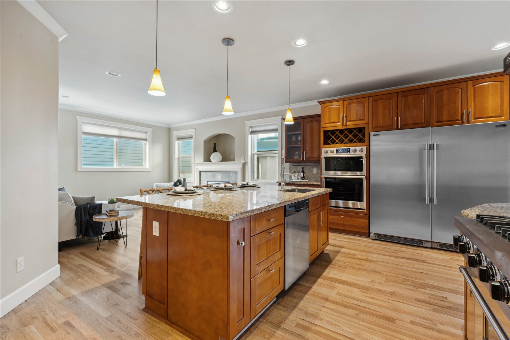 331 Rosario Place NE