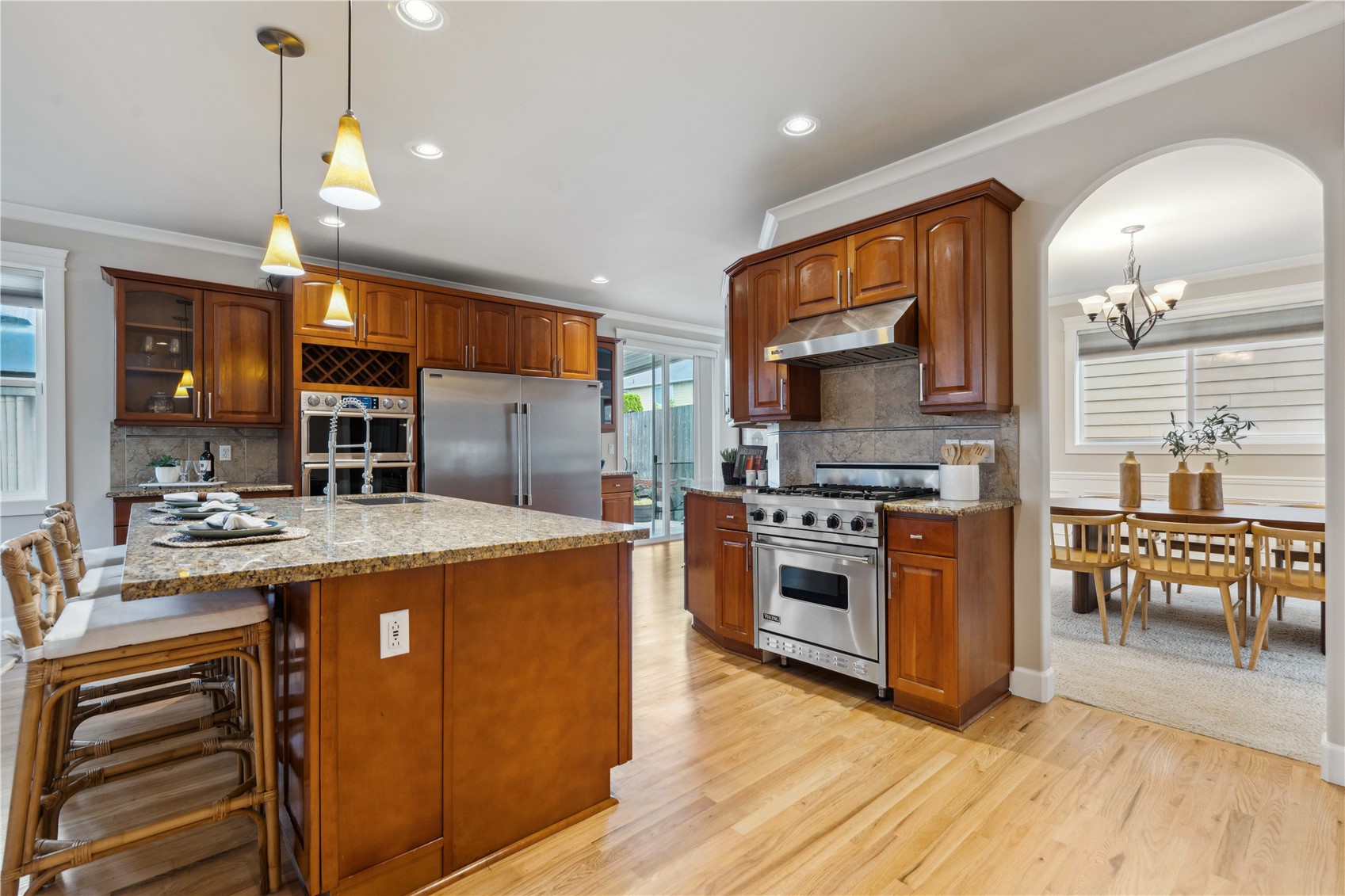 331 Rosario Place NE