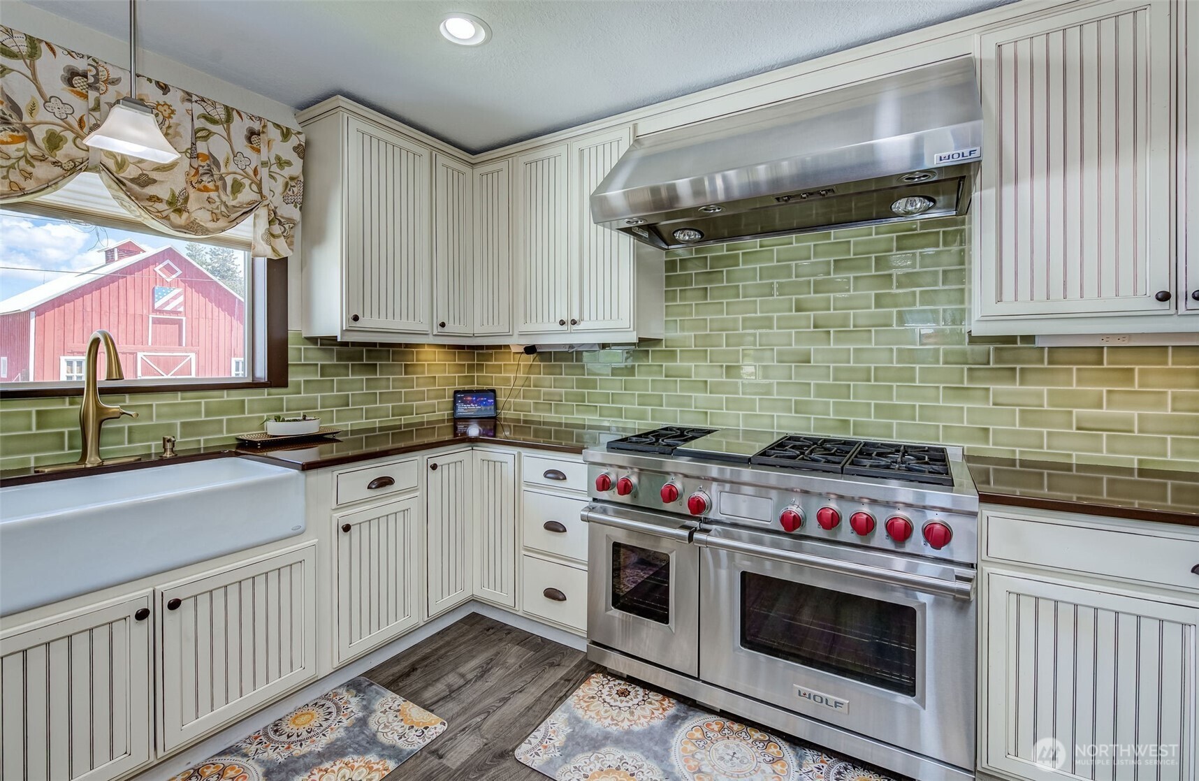 417 E Walnut