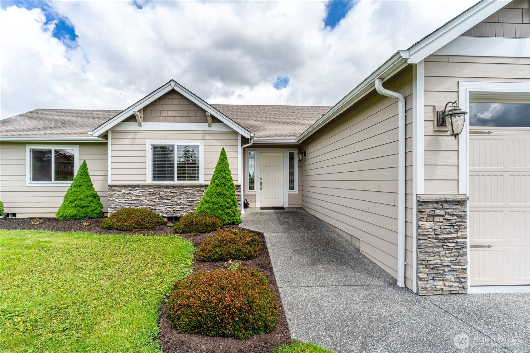 7113 280th Place NW