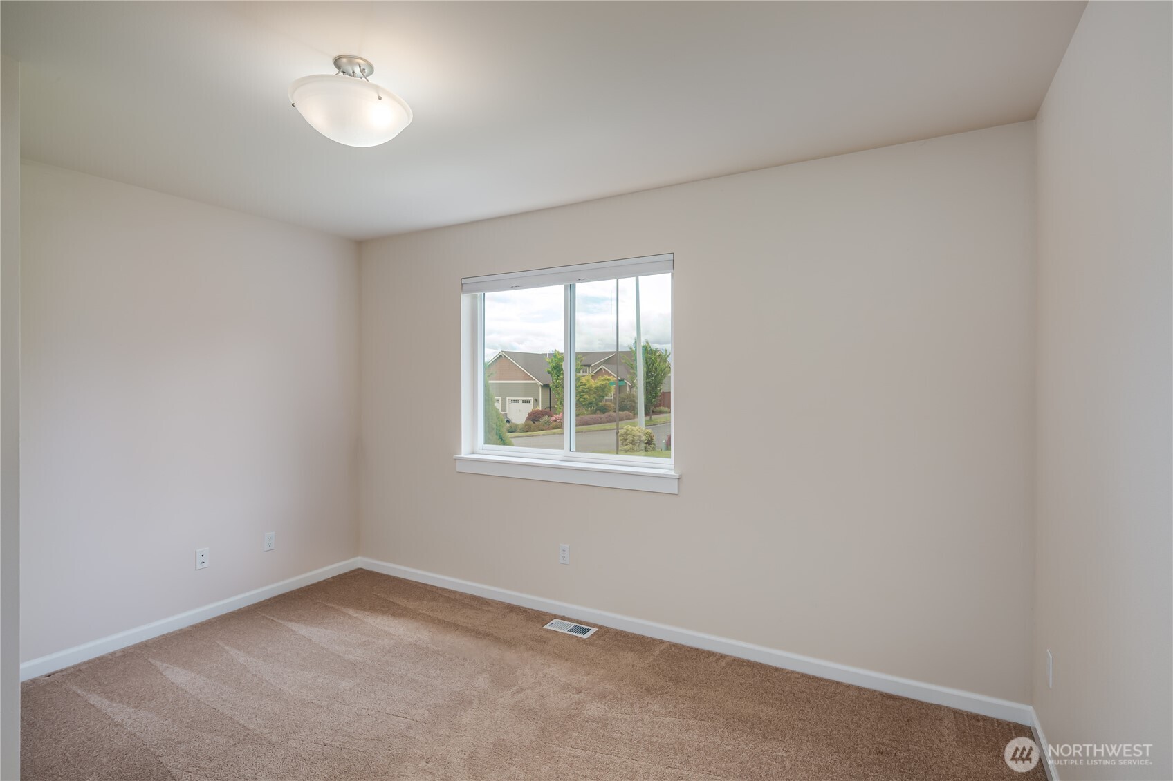 7113 280th Place NW