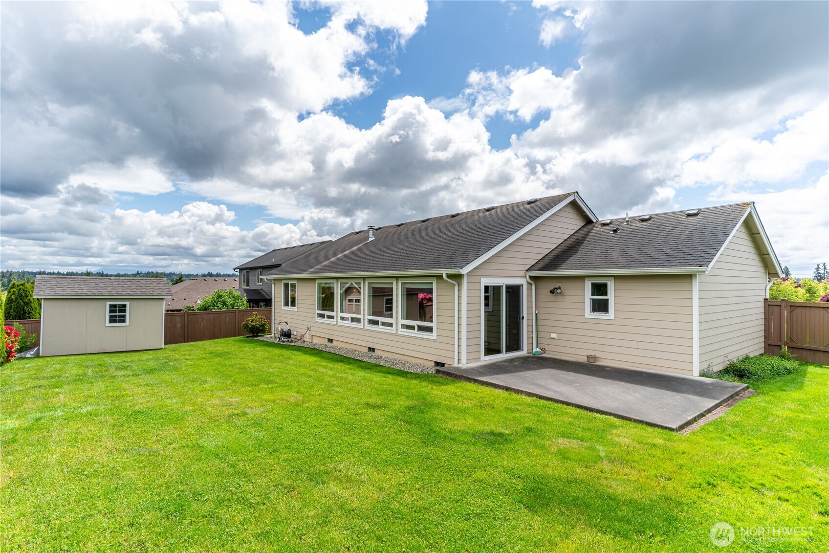 7113 280th Place NW