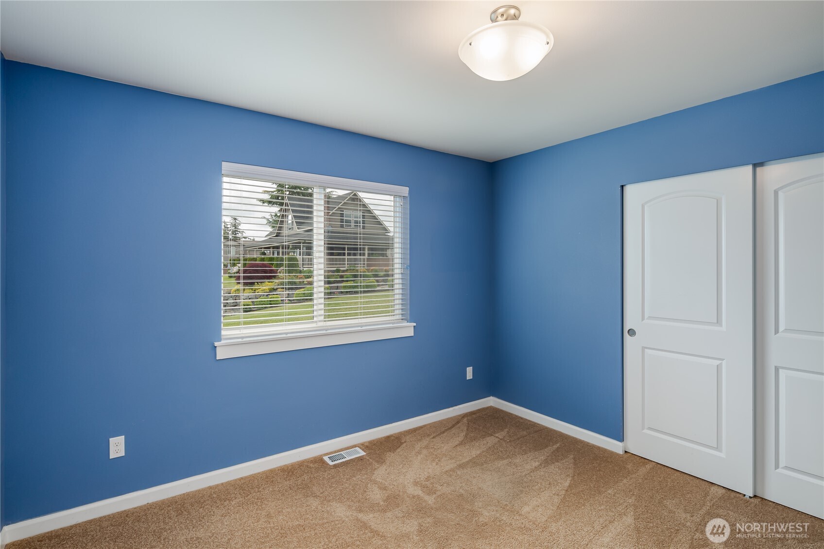 7113 280th Place NW