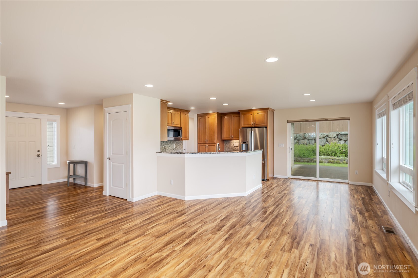7113 280th Place NW
