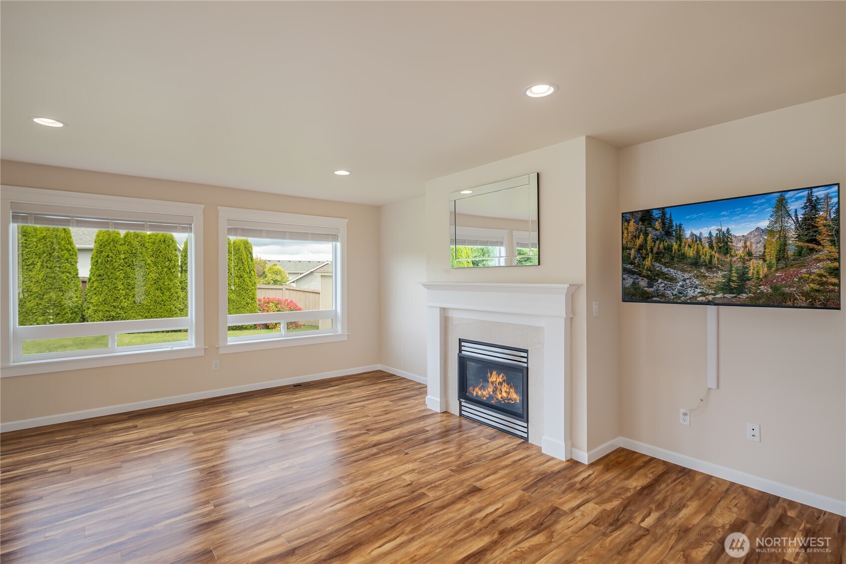 7113 280th Place NW