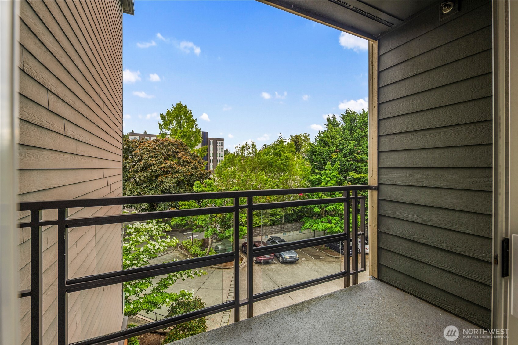 16275 NE 85th Street Unit: 301