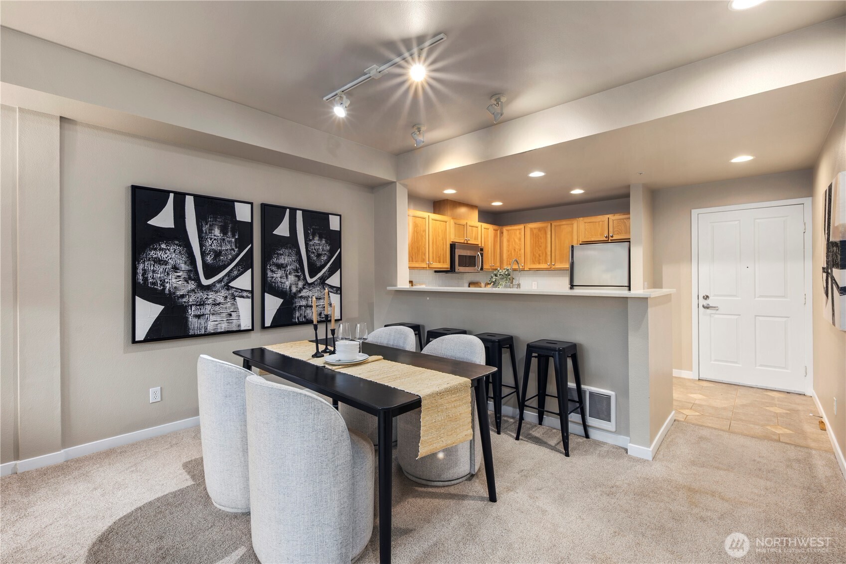 16275 NE 85th Street Unit: 301